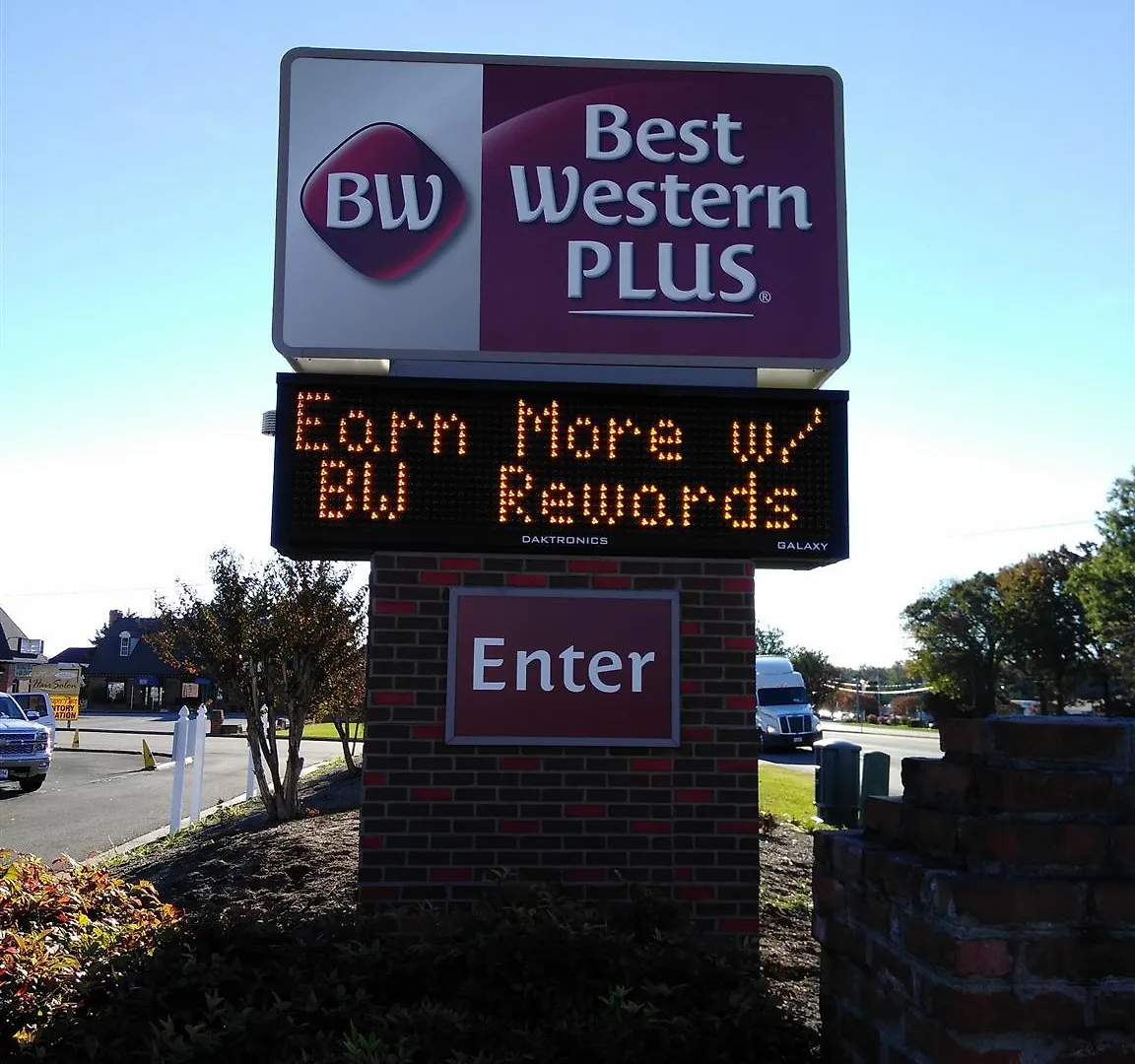 Best Western Plus Governor'S Inn Richmond Midlothian Hotel